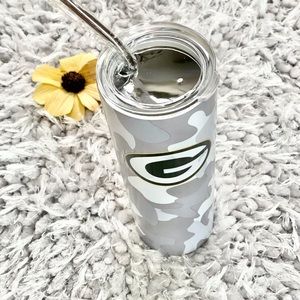 NWT GREENBAY PACKERS STAINLESS STEEL CUP w/straw grey camo for hot/cold drinks
